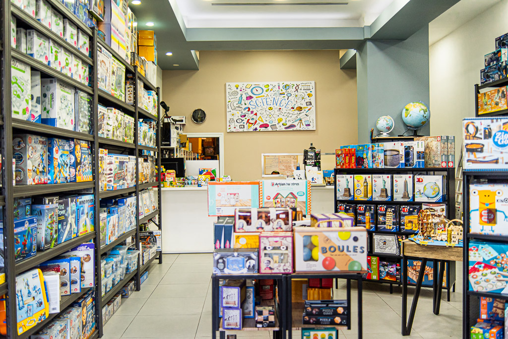 חנות אולטק ברחוב שחם